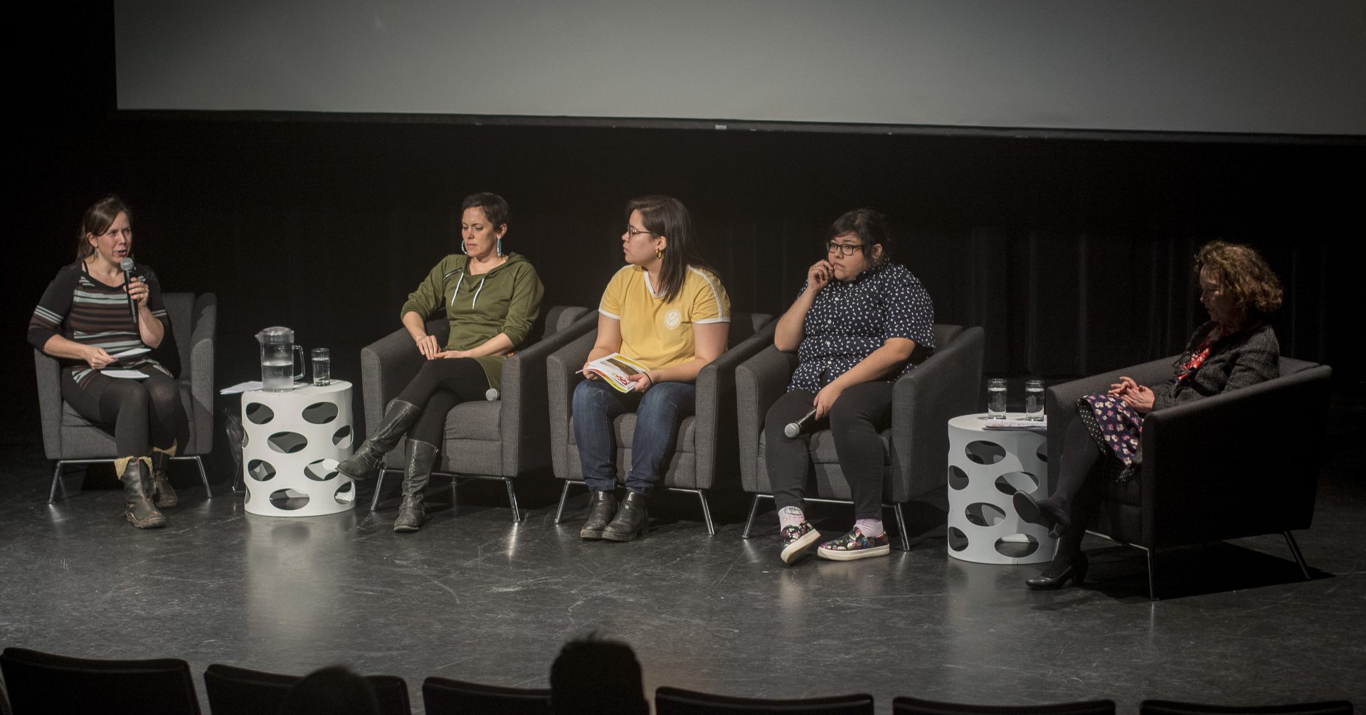 Table ronde sur la femme autochtone et le documentaire – Nos suggestions